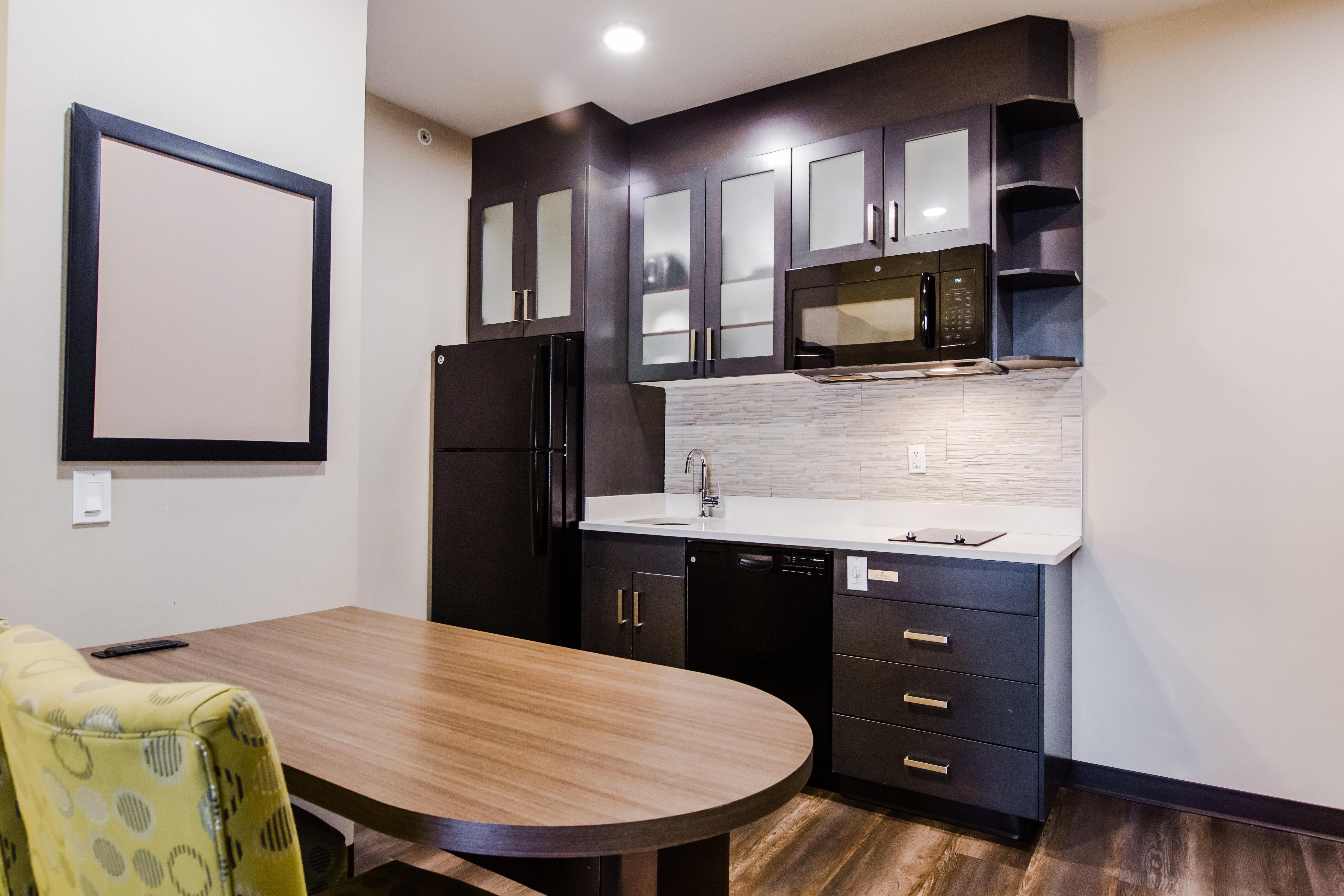 Candlewood Suites West Edmonton - Mall Area By Ihg Exterior photo