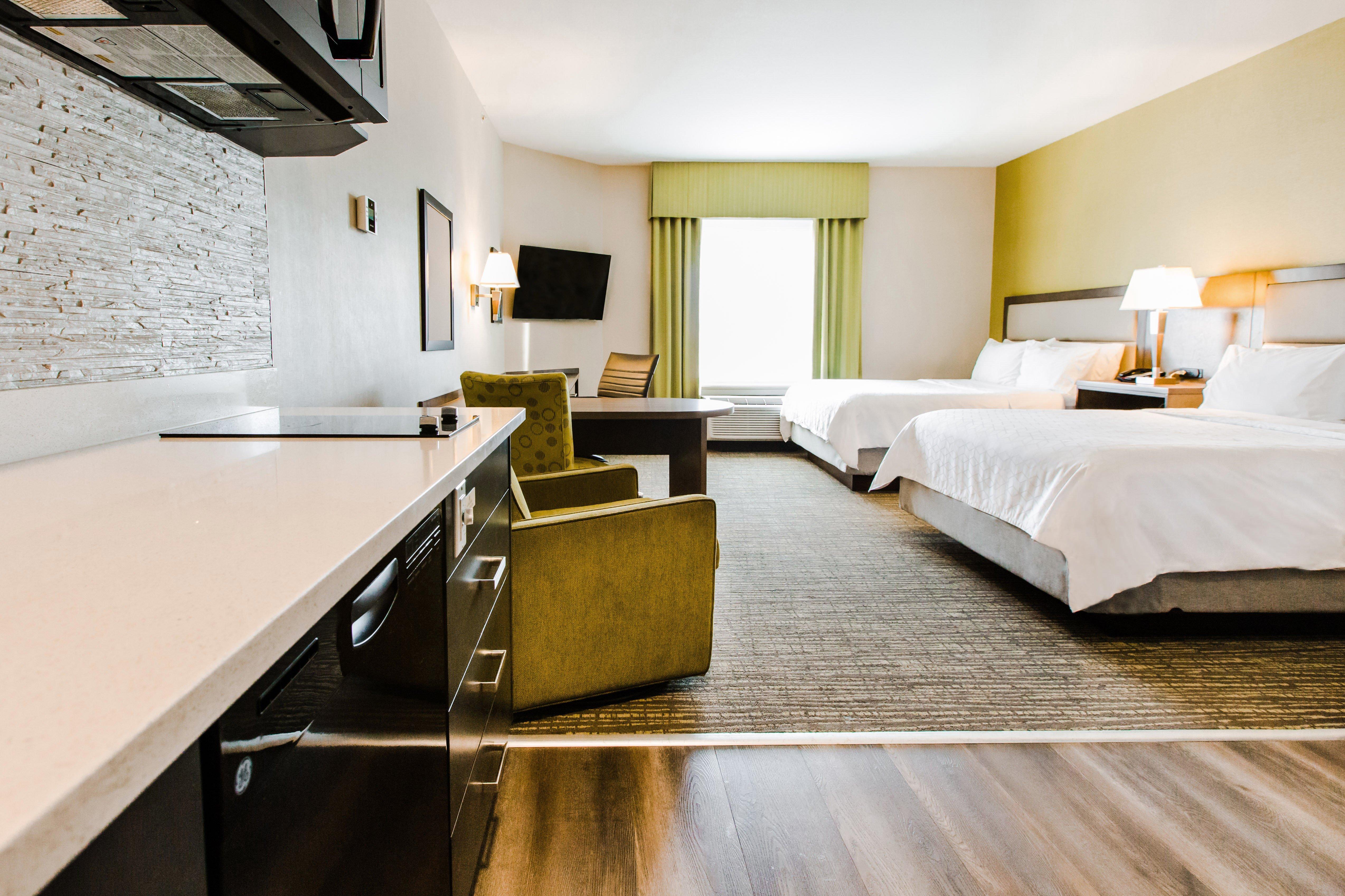 Candlewood Suites West Edmonton - Mall Area By Ihg Exterior photo