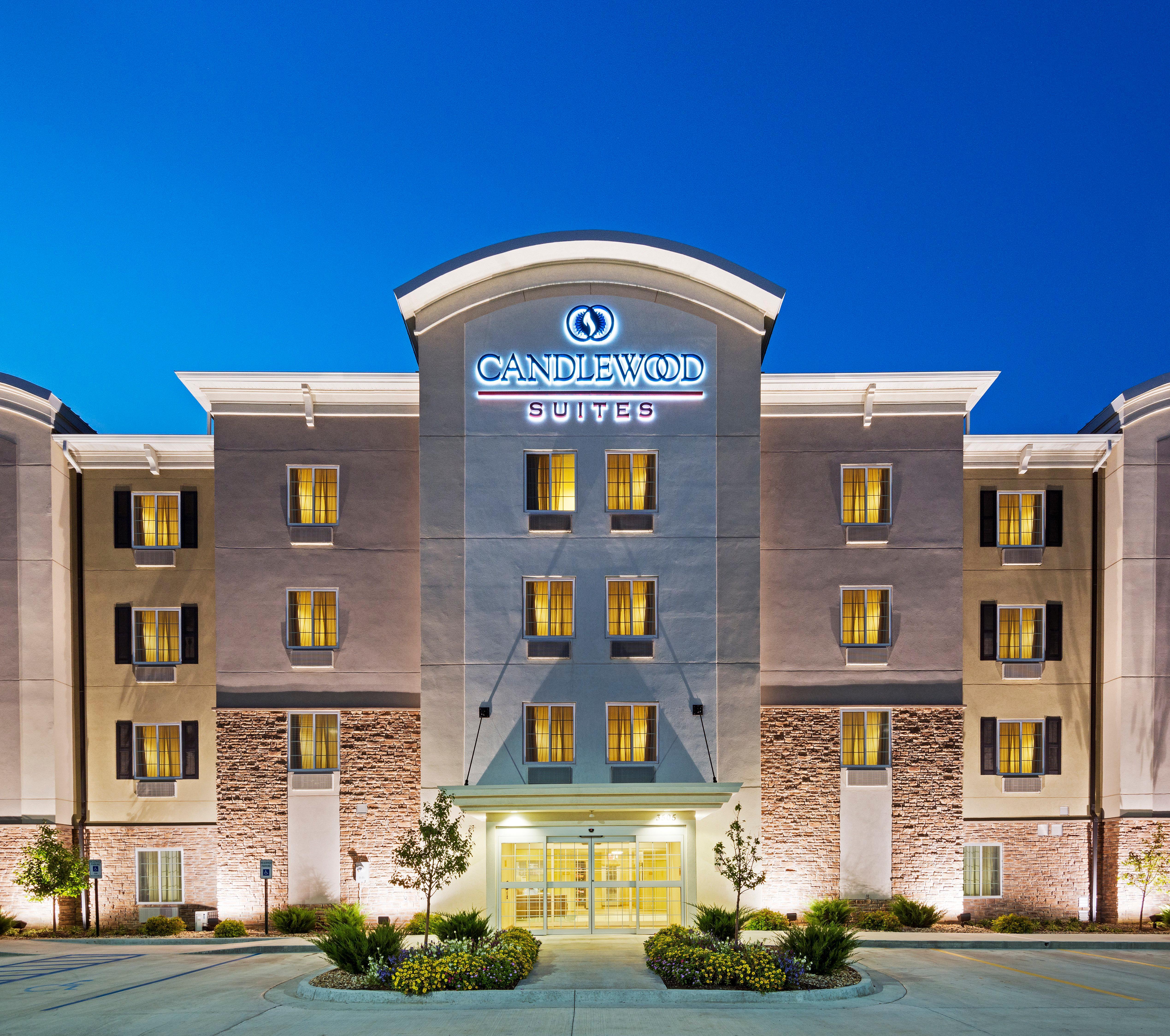 Candlewood Suites West Edmonton - Mall Area By Ihg Exterior photo