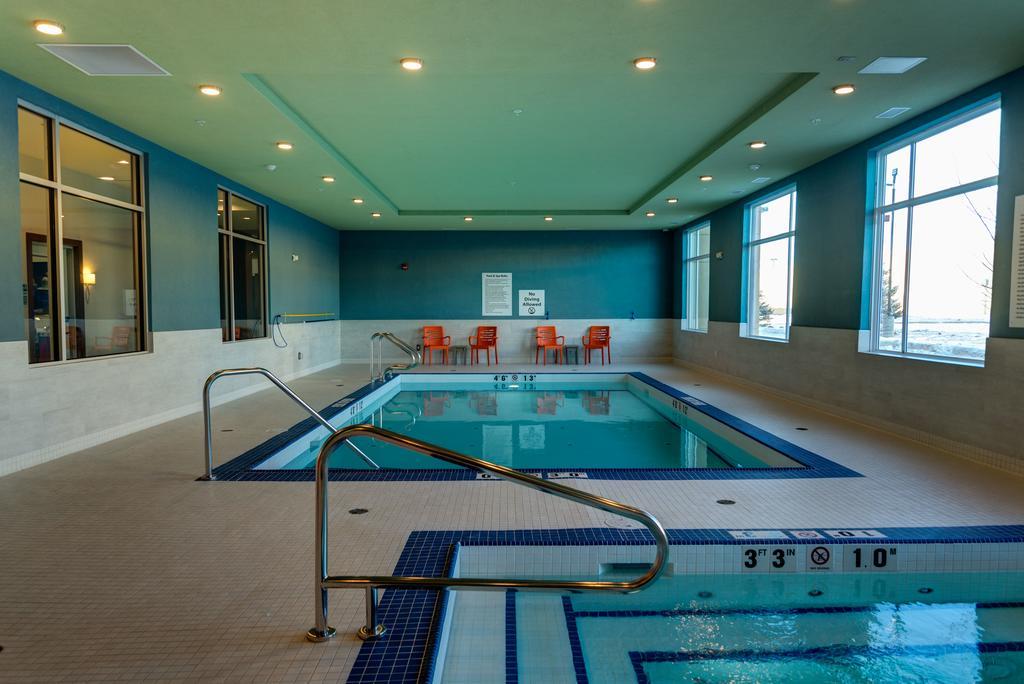 Candlewood Suites West Edmonton - Mall Area By Ihg Exterior photo