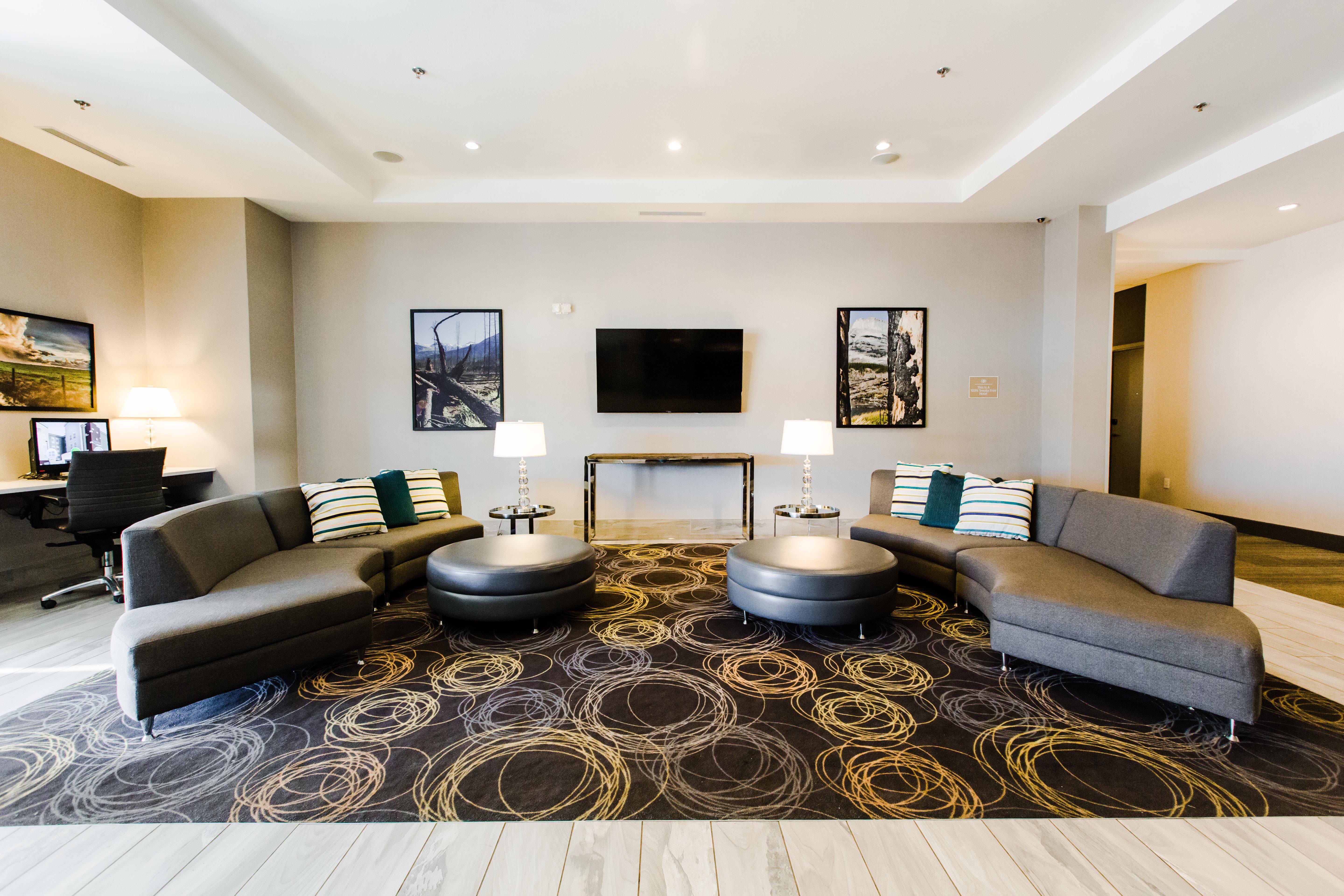 Candlewood Suites West Edmonton - Mall Area By Ihg Exterior photo