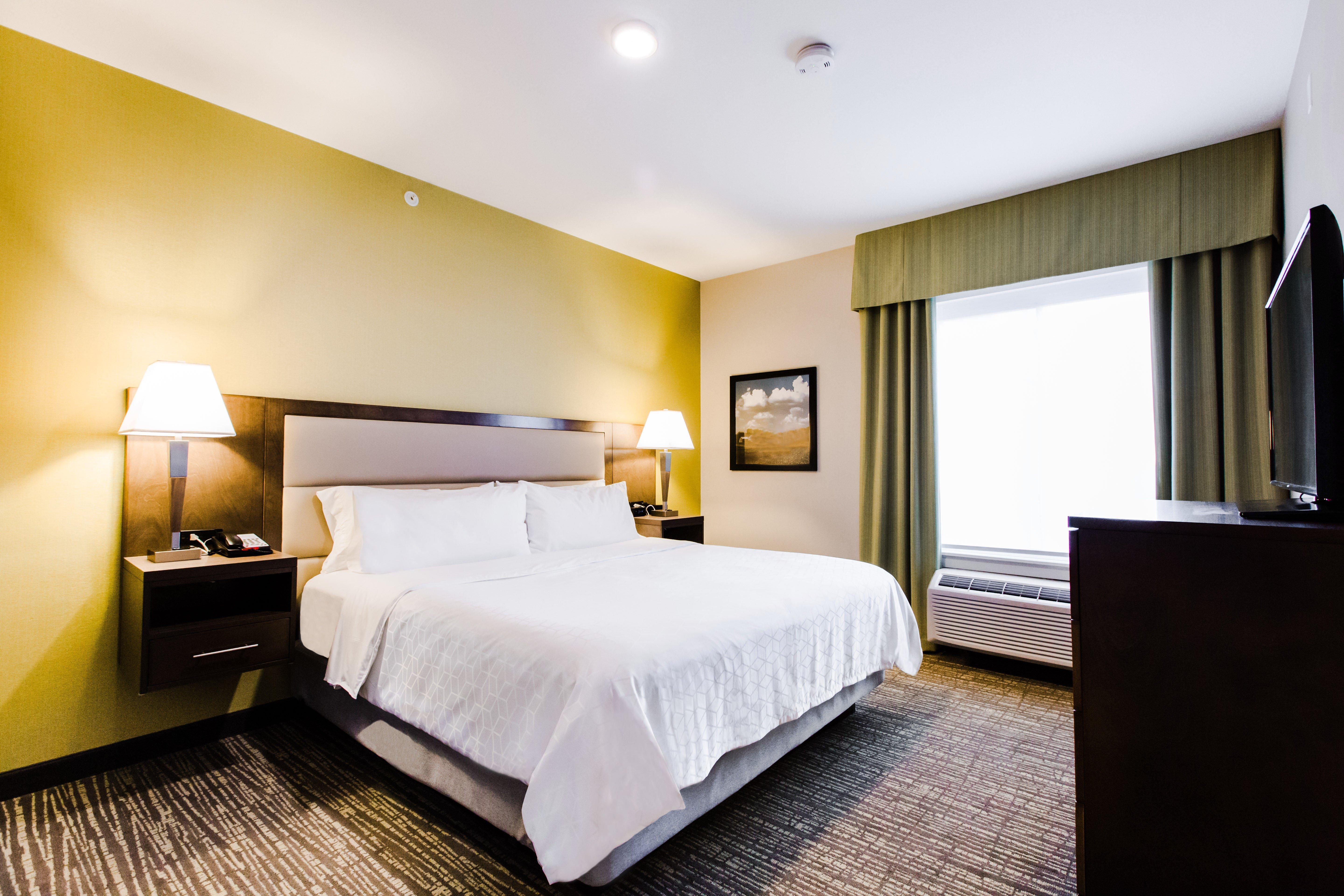 Candlewood Suites West Edmonton - Mall Area By Ihg Exterior photo
